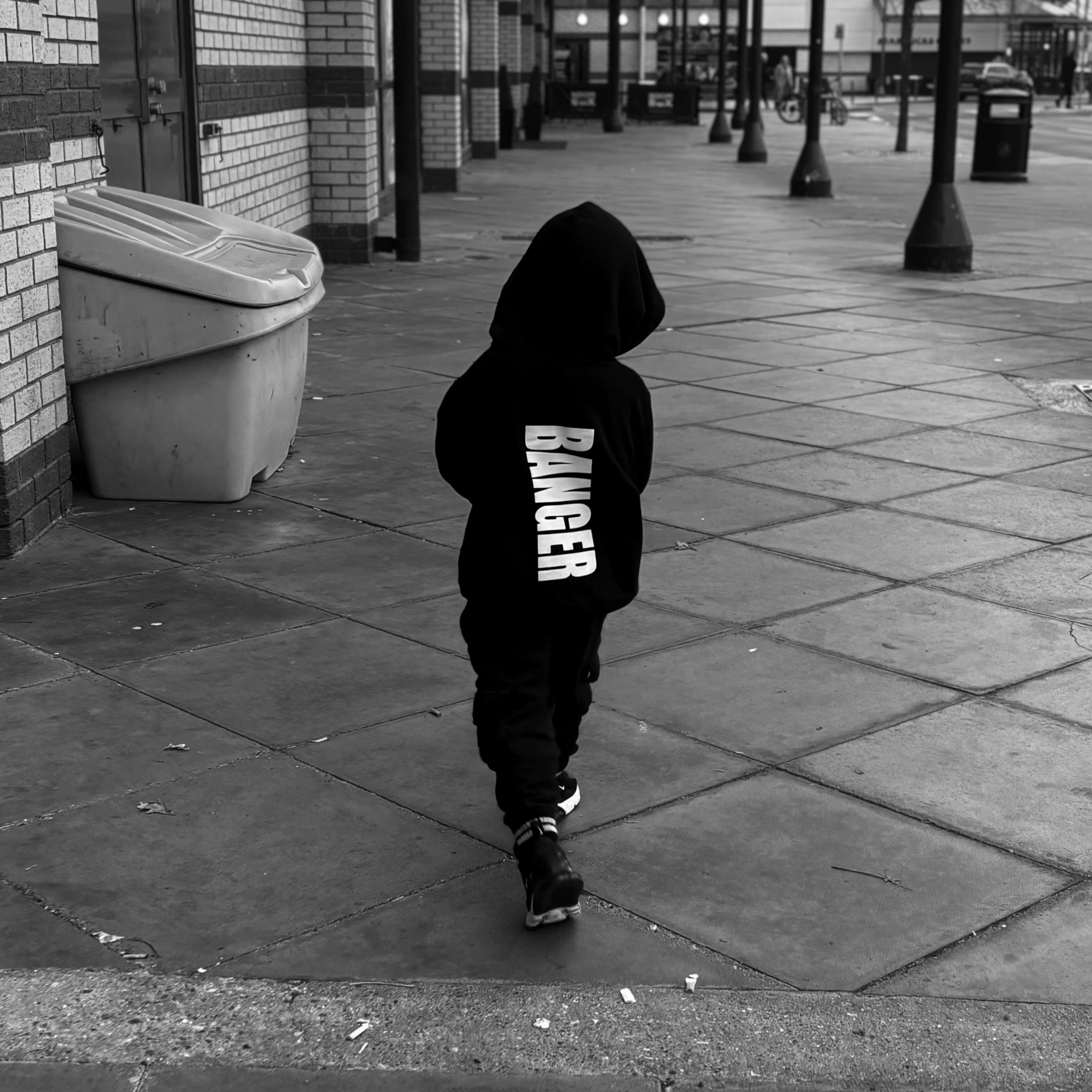 JOLLY ROGER KIDS HOODIE BLACK