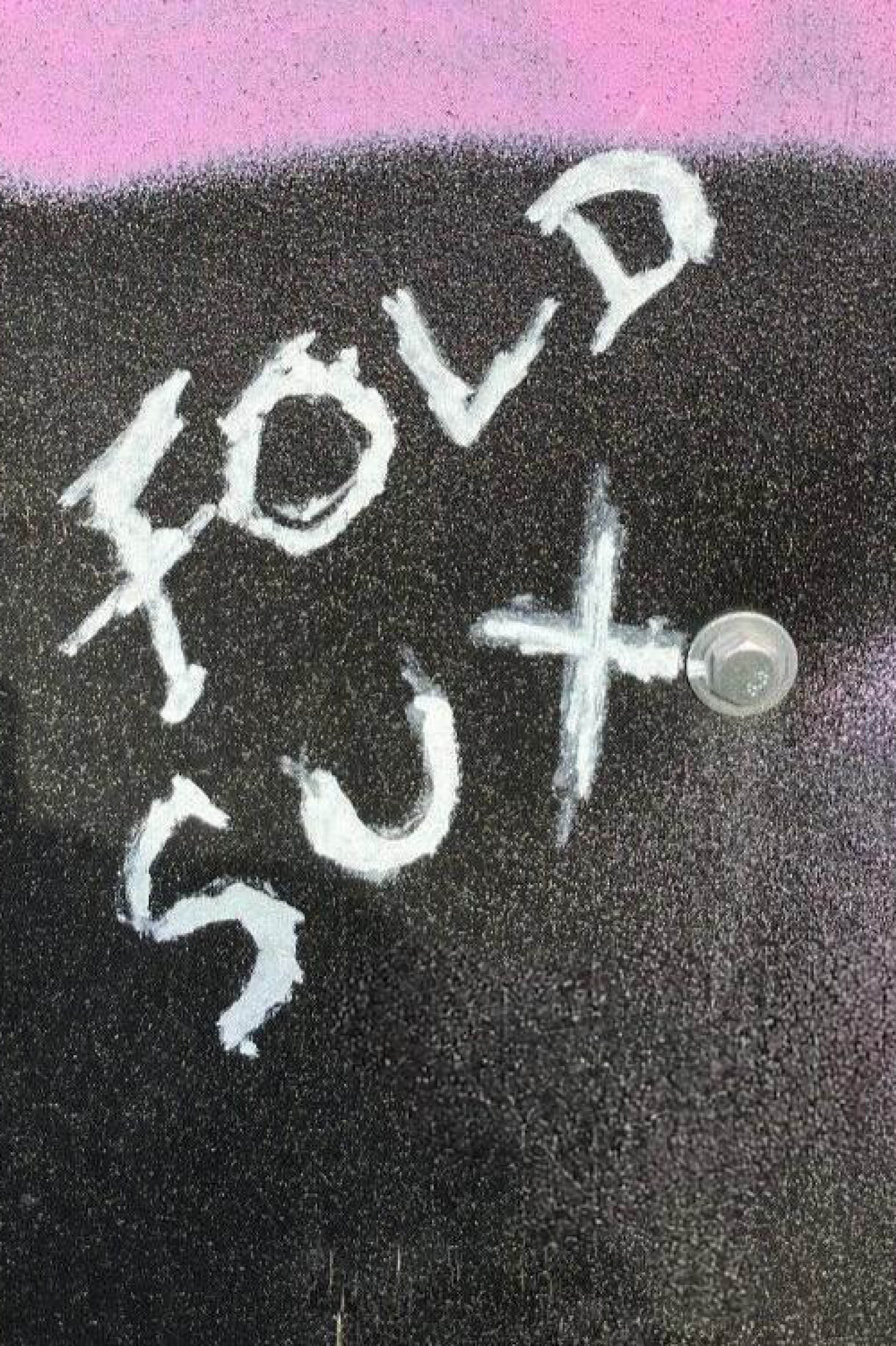 FOLD SUX T-SHIRT & POSTCARDS