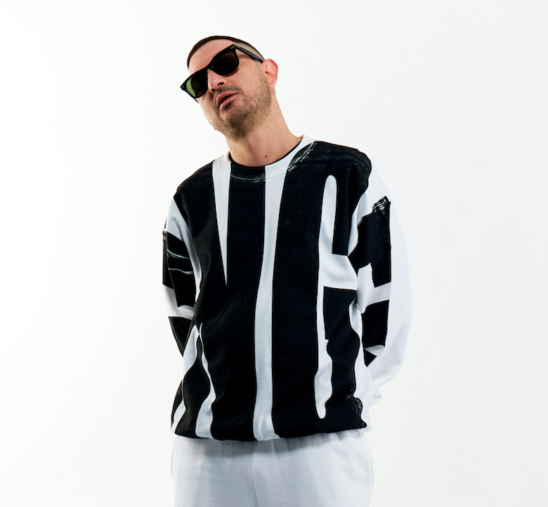 BIG BANGER white jumper